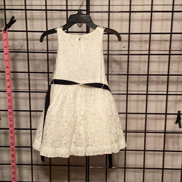 Oshkosh Formal Lace Dress for Toddlers with Tie Waist K2 - Picture 3 of 3
